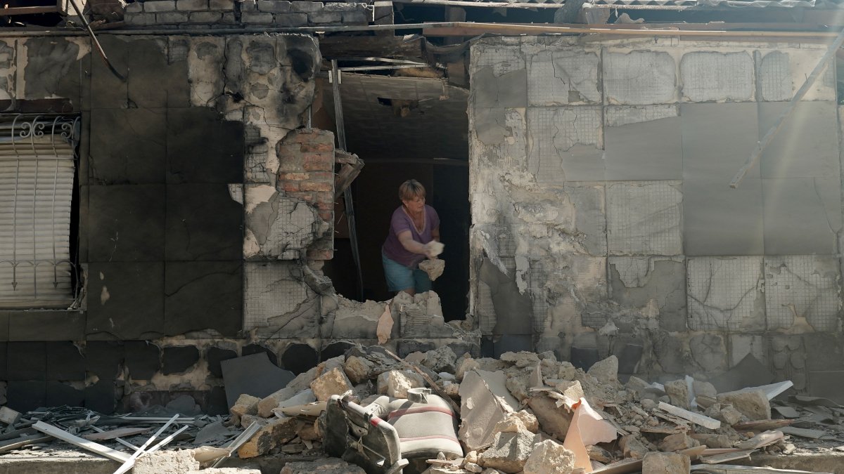 Ukraine war live updates: Heavy fighting continues in Kherson; Ukraine opposes further grain restrictions - Vimarsana News