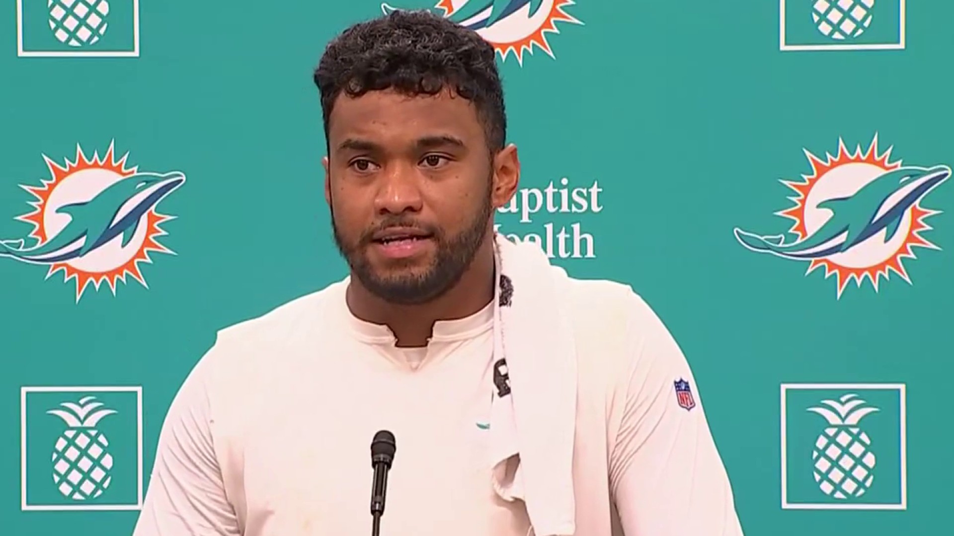 Miami Dolphins QB Tua Tagovailoa trying new helmet to combat