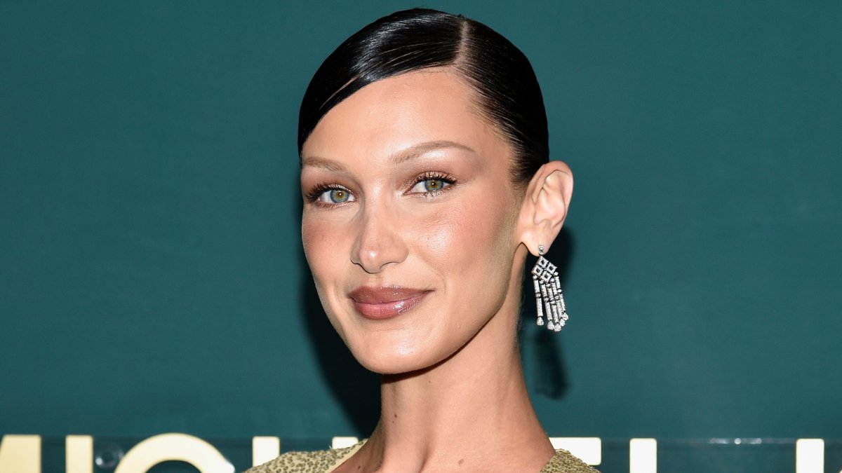 Bella Hadid seemingly shares photos from hospital bed Bella Hadid seemingly shares photos from hospital bed