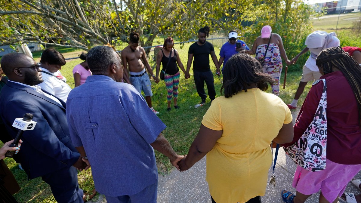 Sheriff provides the first details of how a white man fatally shot 3 Black people – NBC 6 South Florida - Vimarsana News