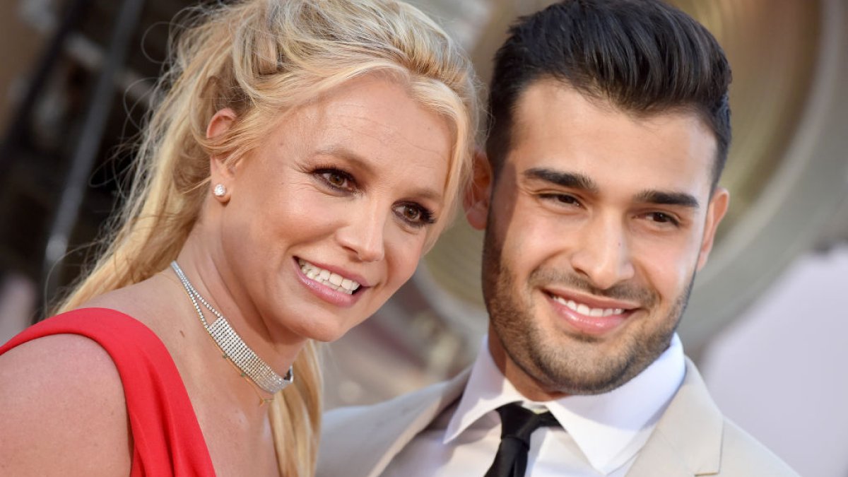 Britney Spears shares cryptic Instagram concept amid Sam Asghari breakup