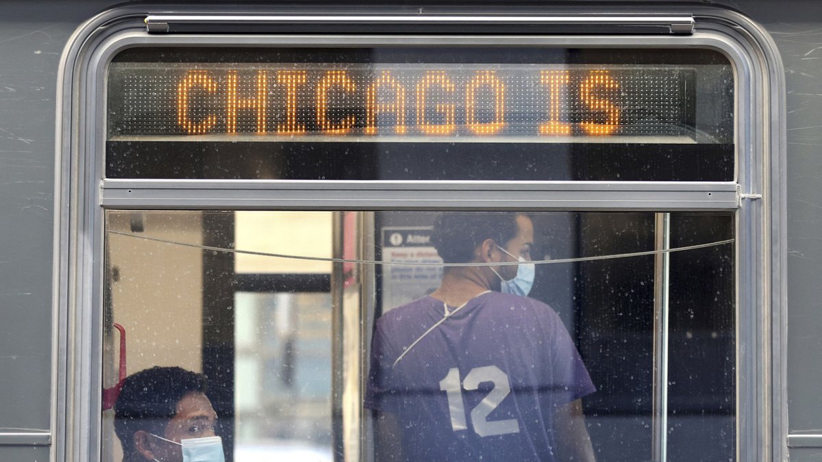 Child riding on a migrant bus from Texas to Chicago dies – NBC 6 South Florida - Vimarsana News