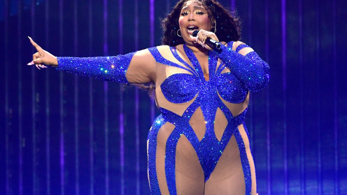 Dancers suing Lizzo committed to further tour dates even just after alleged harassment, paperwork say
