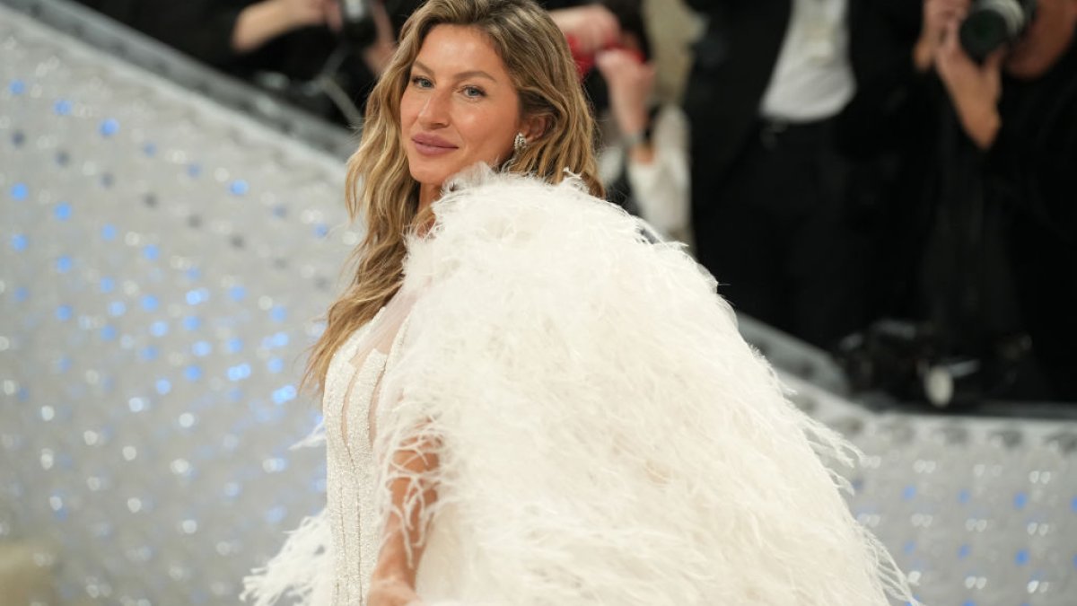 Gisele Bündchen reflects on how ‘breakups are by no means easy’ after Tom Brady divorce