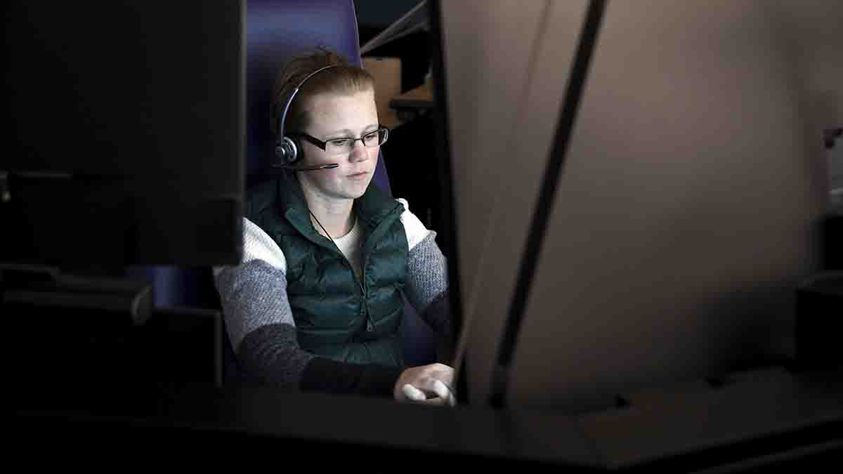 Many big US cities turn to civilian teams to answer mental health crisis calls – NBC 6 South Florida