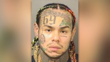 Mugshot of Daniel Hernandez also known as rapper Tekashi69 or 6ix9ine.