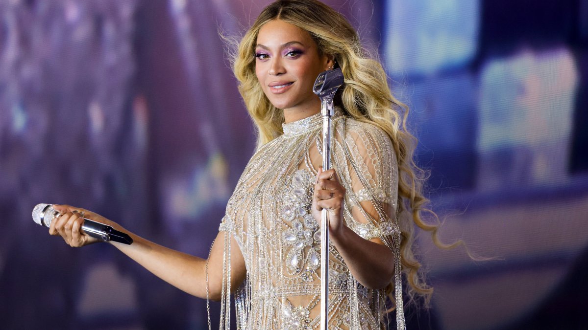 Beyoncé’s Renaissance Planet Tour in talks with AMC for a concert film