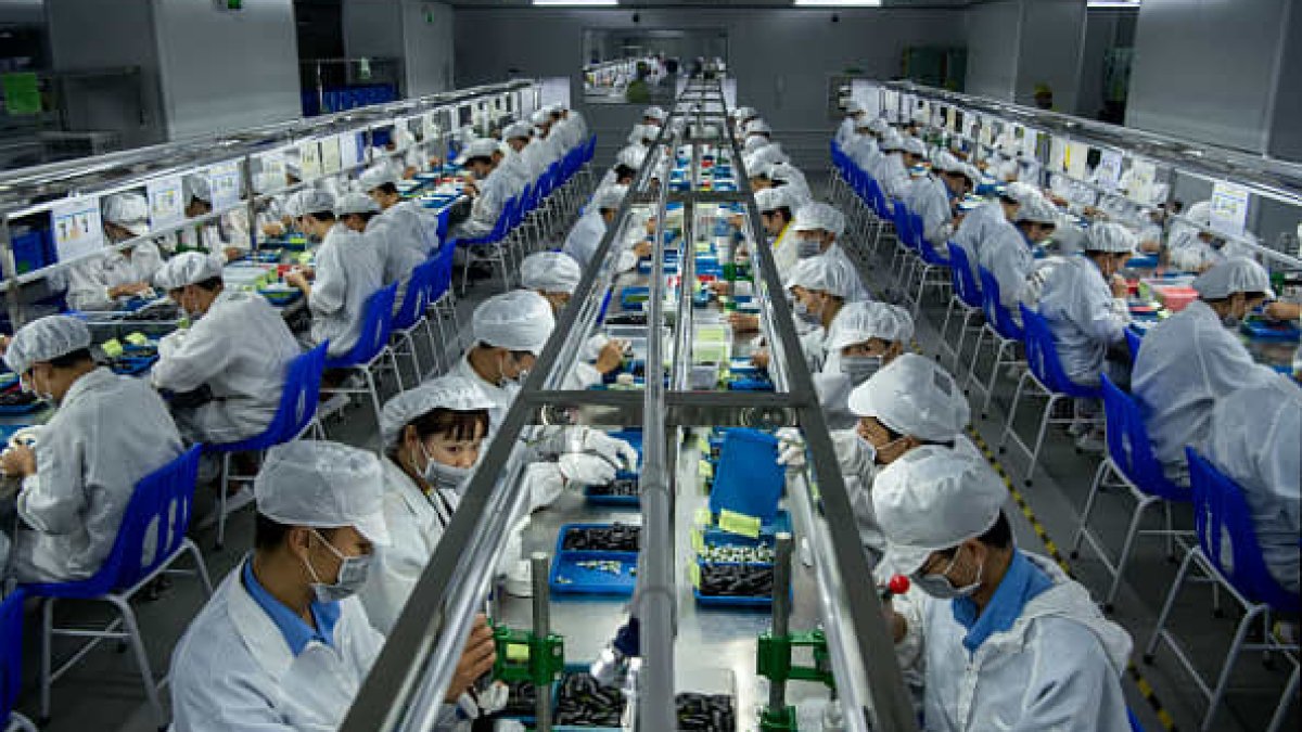 China's retail sales surprise with faster growth, up 4.6% in August - Vimarsana News