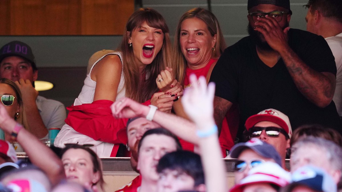Taylor Swift comes at Chiefs-Packers match in Inexperienced Bay