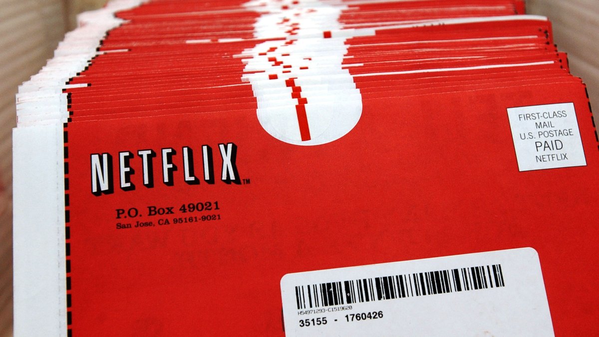 Netflix’s DVD company ends immediately after 25 years as discs are mailed out for subscribers to hold