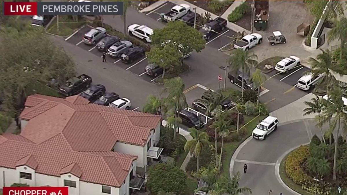 2 people hurt, suspect sought after shooting in Pembroke Pines ...