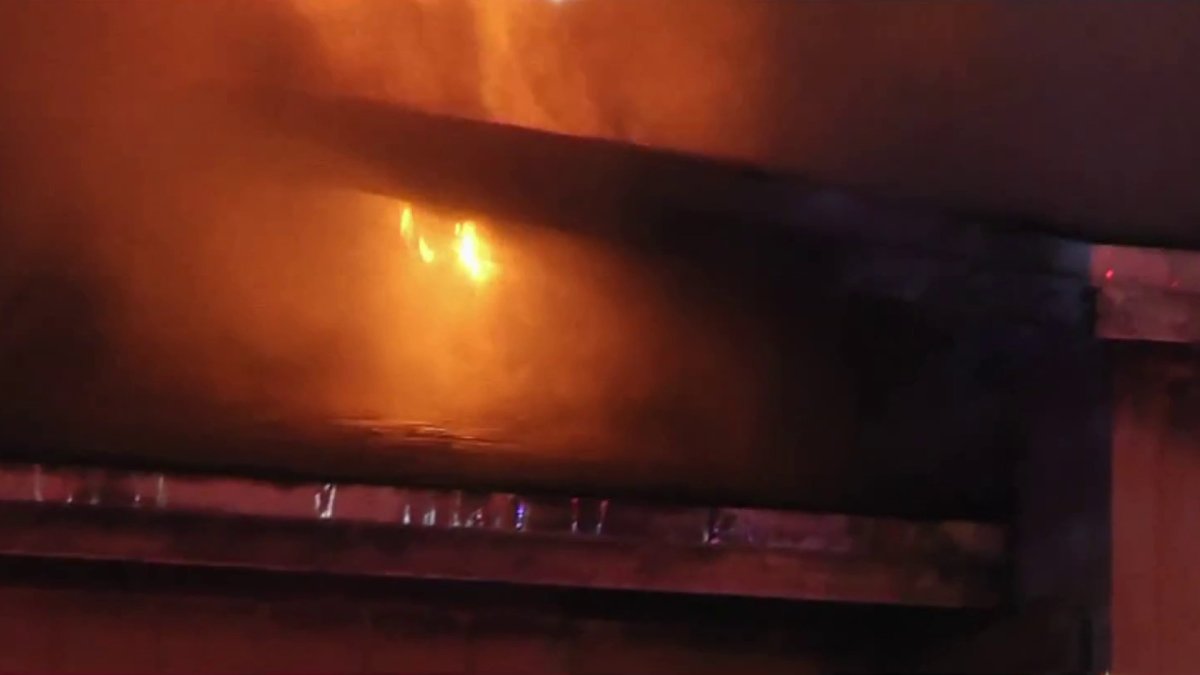 House fire destroys Sunrise home, leaves family displaced – NBC 6 South ...