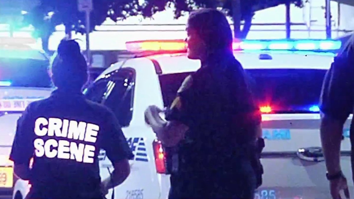 City of Miami police investigating a stabbing in Bayside Market Place ...