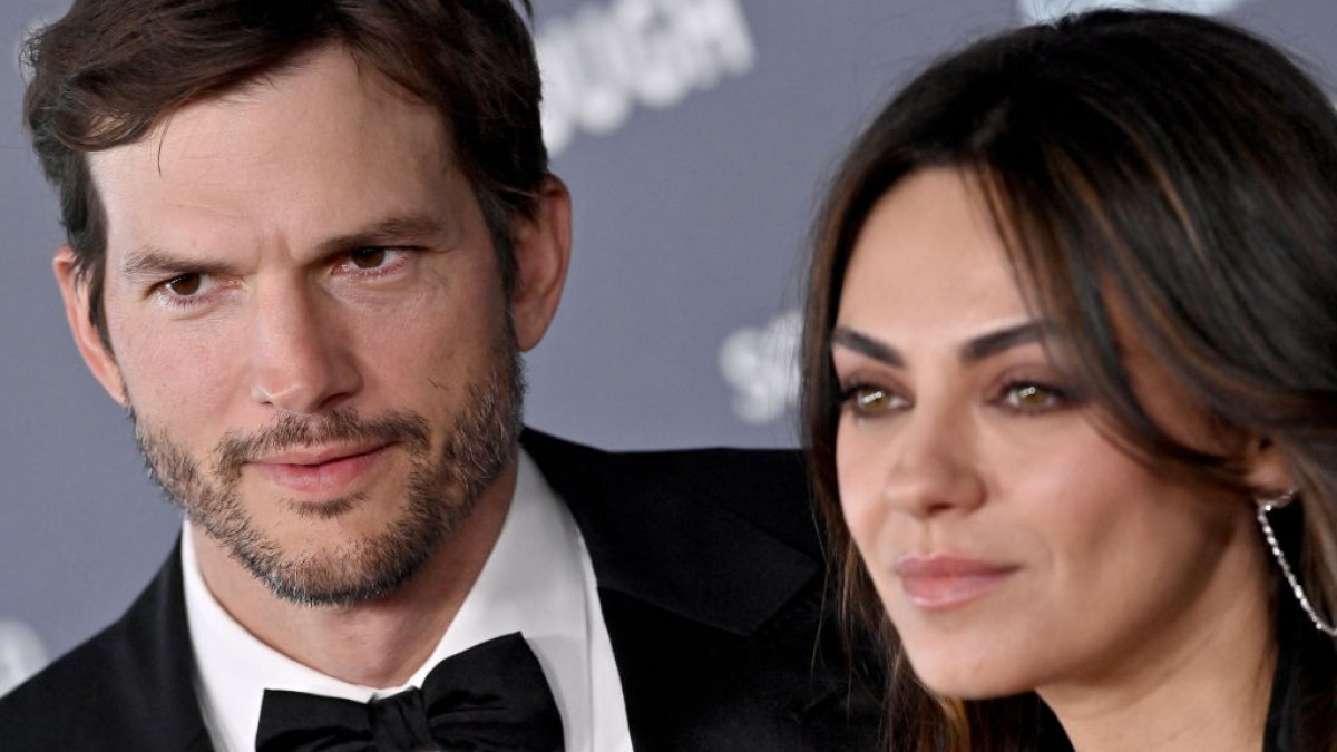 Ashton Kutcher and Mila Kunis deal with Danny Masterson character letters in new video clip