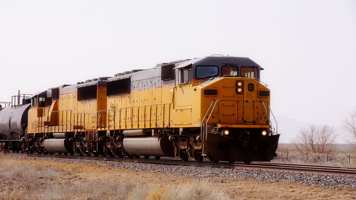 Explosion at Union Pacific's Bailey Yard in Nebraska forces evacuations due to toxic smoke – NBC 6 South Florida - Vimarsana News