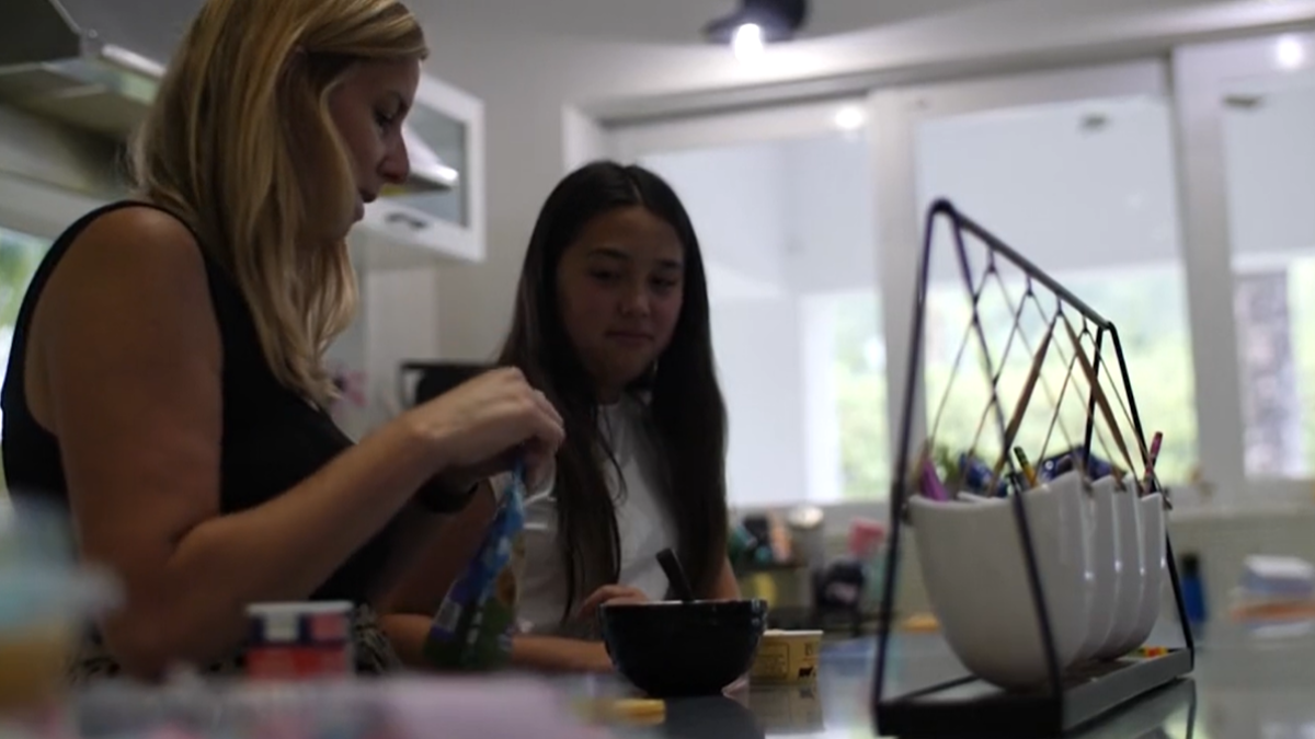 Those living with food allergies say clearer food labels are needed