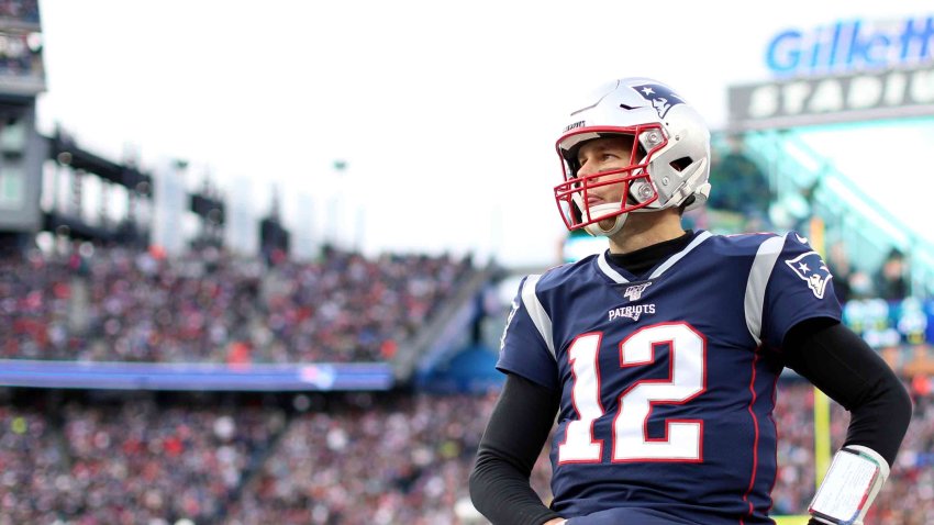 Tom Brady Responds To Possibility He'd Come Out Of Retirement To Replace  Aaron Rodgers