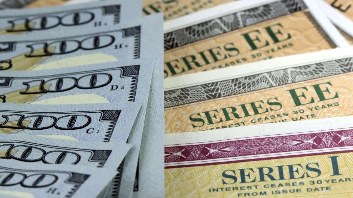 Series I bonds rate could top 5% in November. Here's what to know before buying more - Vimarsana News
