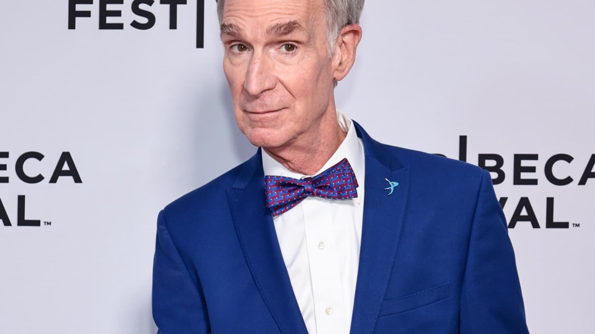 How Bill Nye, 'The Science Guy' educated Google Bard on how AI can help save the world – NBC 6 South Florida - Vimarsana News