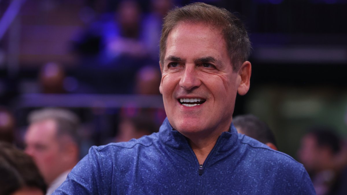 Mark Cuban says he only felt successful for the first time at age 28: My dad 'broke down in tears and started sobbing' – NBC 6 South Florida - Vimarsana News