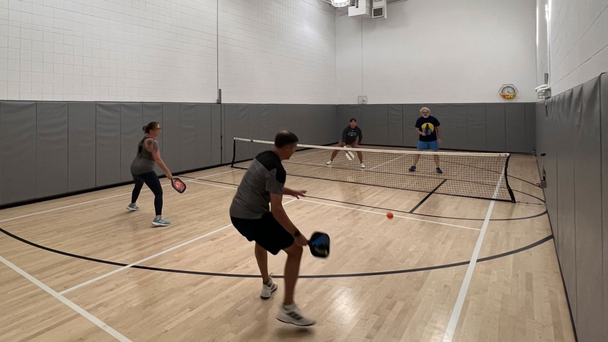 This company pays employees to play pickleball: 'Work should be fun' – NBC 6 South Florida - Vimarsana News
