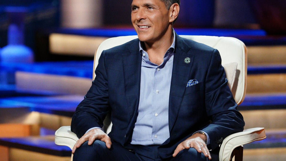 Self-made billionaire shares his No. 1 tip for success—most people 'are just too afraid to' do it – NBC 6 South Florida - Vimarsana News