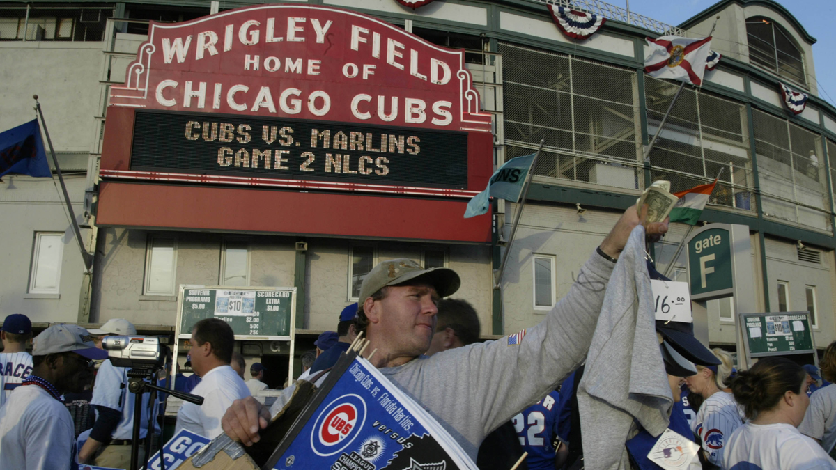 Steve Bartman Incident: Looking Back On Infamous Play 20 Years Later ...