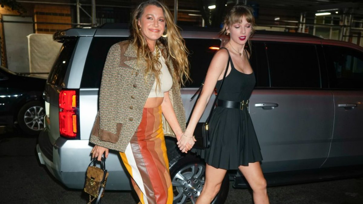 Taylor Swift noticed out with Brittany Mahomes, Sophie Turner and more