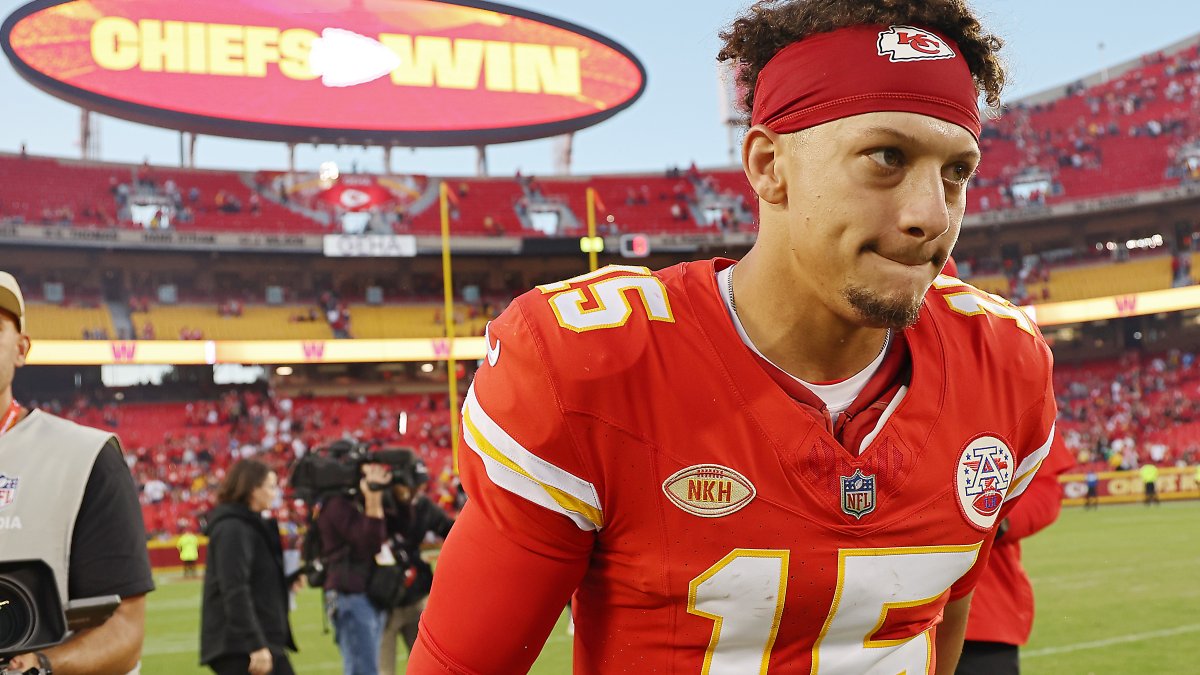 Patrick Mahomes, Chiefs QB, becomes part-owner of MLB's Royals