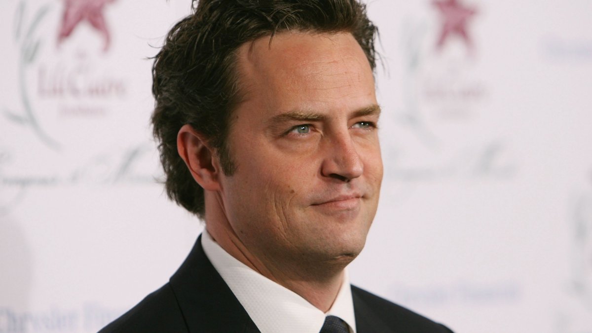 How SNL honored Matthew Perry hours after his demise
