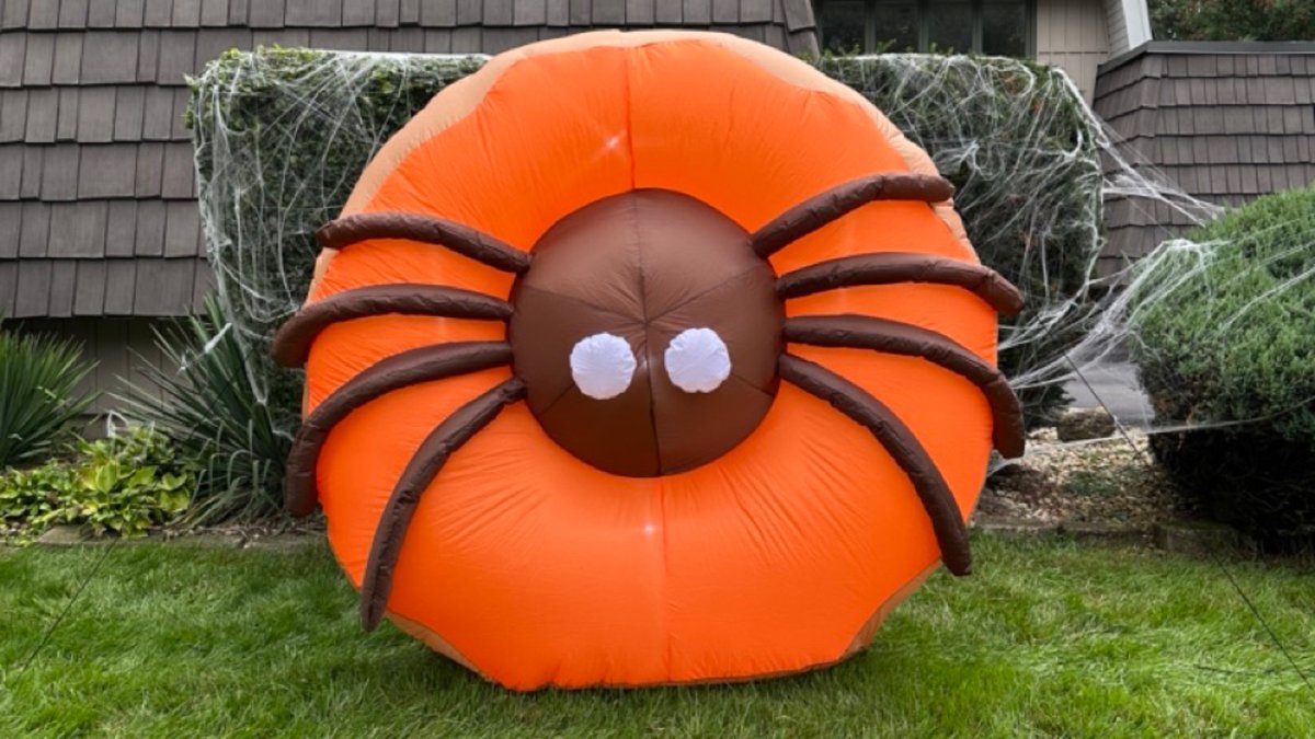 Dunkin’ unveils 0 inflatable Halloween donut as tall as a human being