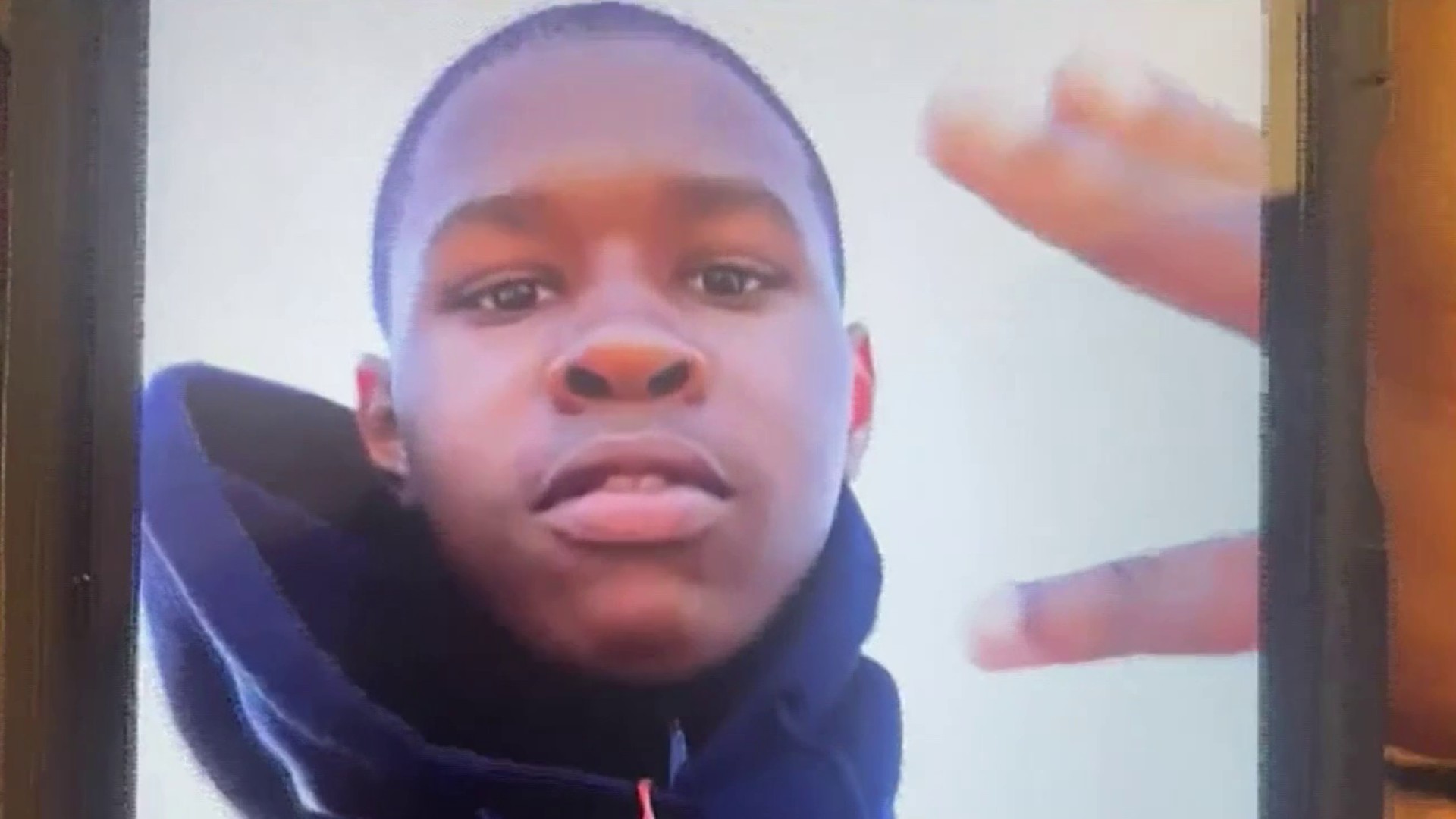New bodycam video shows fatal 2023 Miami Police shooting as officer ...