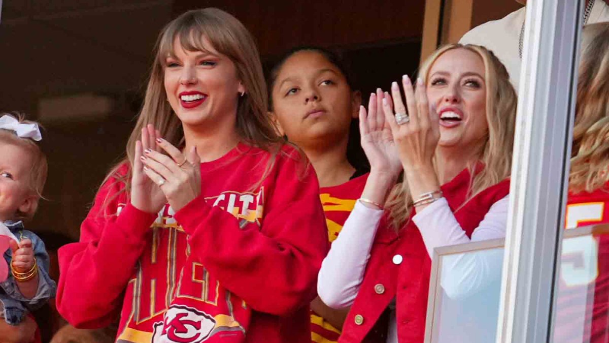 Taylor Swift and Brittany Mahomes reveal new handshake to celebrate Chiefs landing