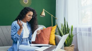 In a report shared exclusively with CNBC Make It, doxo analyzed the cost of household bills and found the average U.S. household spends $2,046 a month.