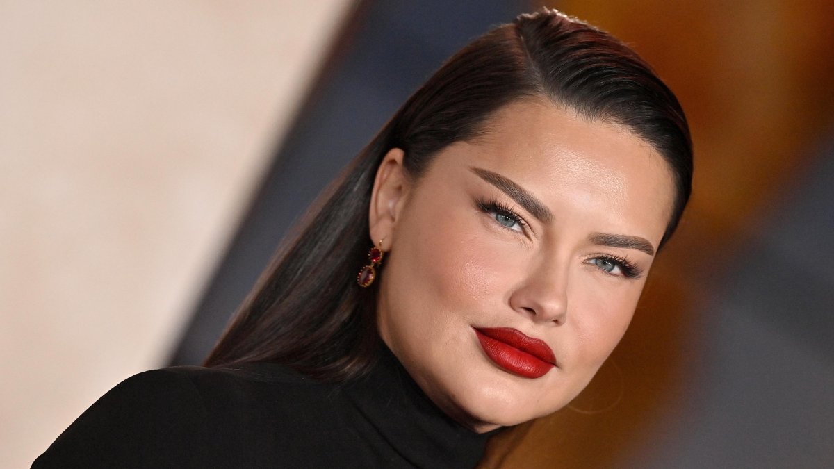 Adriana Lima responds to critics commenting on her put up-child human body: ‘Thanks for your concern’