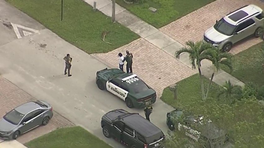 Suspect in custody after police pursuit by air, foot chase in South Florida