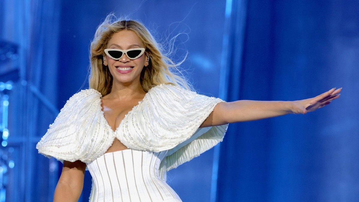 Beyoncé introduces new ‘Renaissance’ film trailer in shock Thanksgiving video