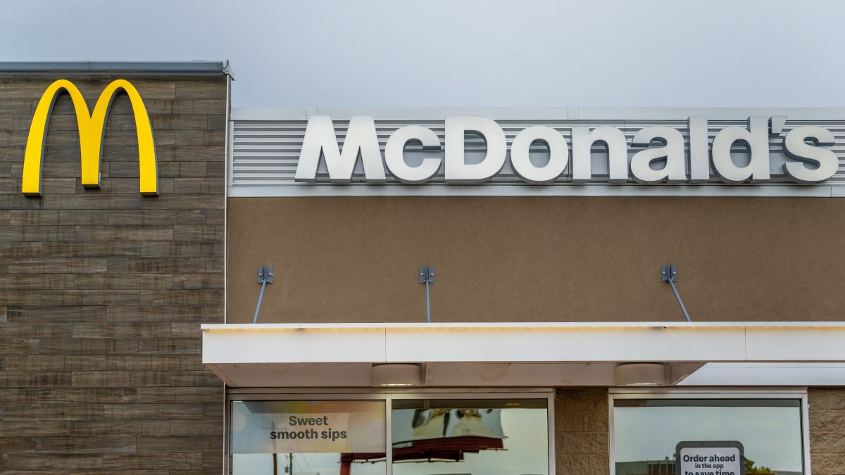 McDonald’s is bringing back an iconic retro collectible. What it is and how to get a person