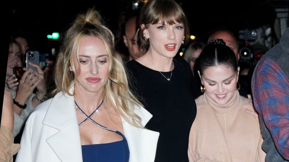 Taylor Swift has another night out with Brittany Mahomes, Selena Gomez and Sophie Turner