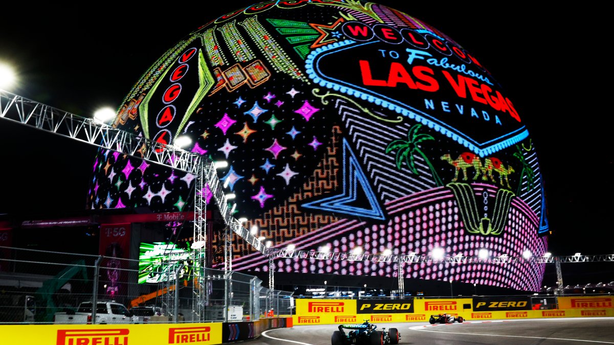 Inaugural Formulation 1 Grand Prix happens in genuine Las Vegas design and style