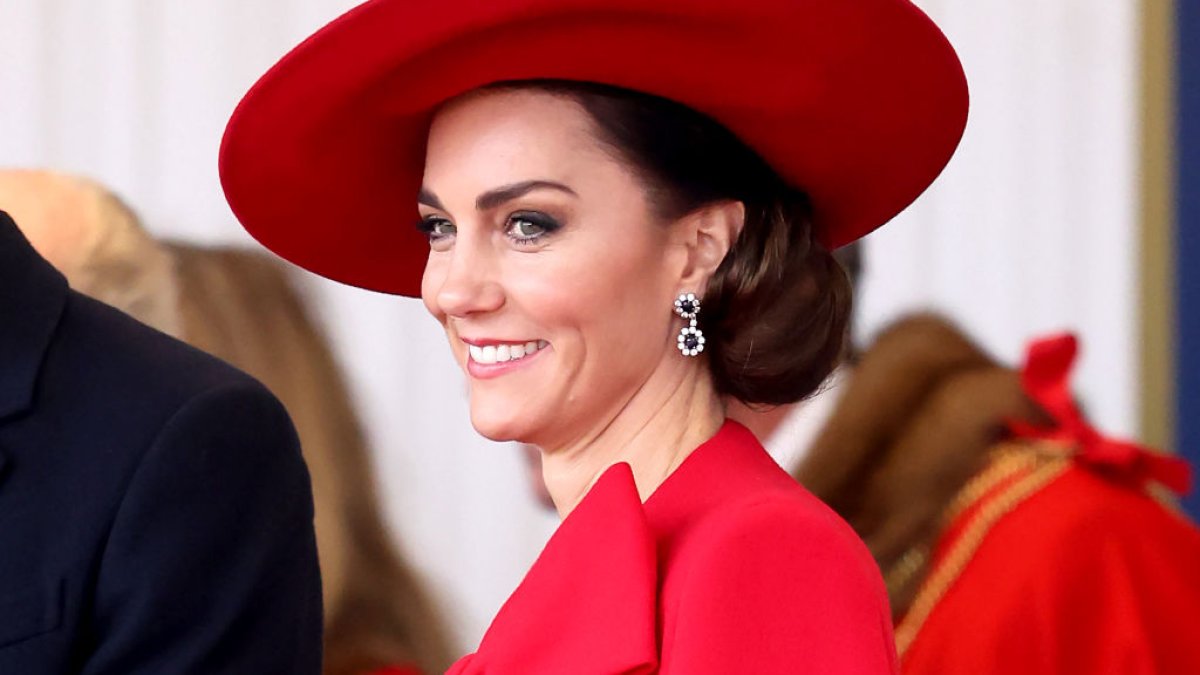 See Kate Middleton sparkle in diamond tiara not worn due to the fact 1930s