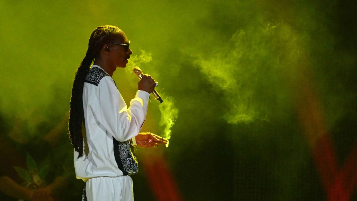 Snoop Dogg reveals ‘giving up smoke’ was part of marketing campaign for a smokeless fire pit