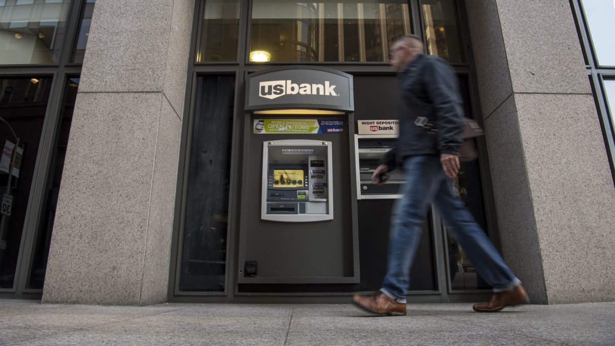 U.S. Bank fined $36 million for freezing unemployment debit cards during Covid-19 pandemic - Vimarsana News