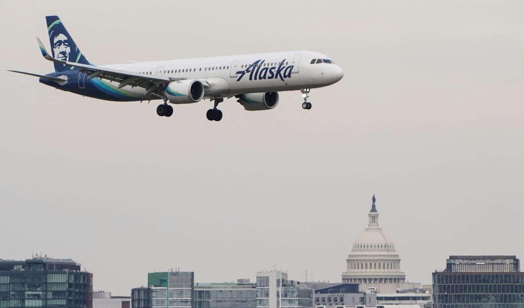 Alaska-Hawaiian merger faces a Justice Department that has been skeptical of airline deals - Vimarsana News