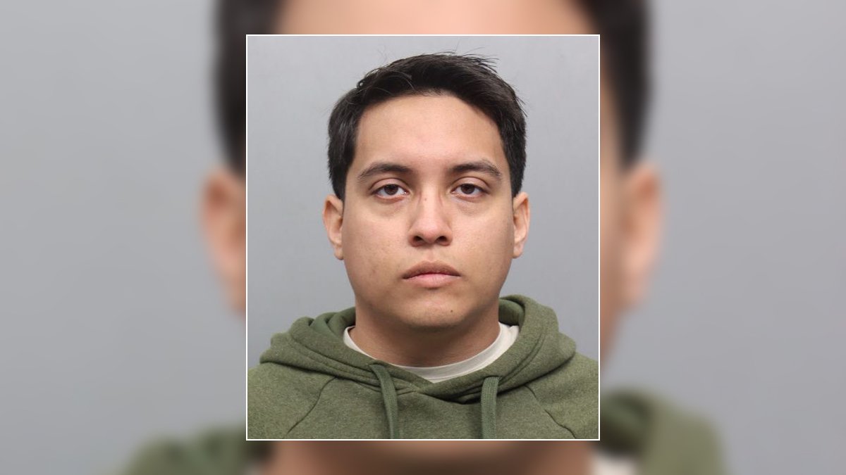 MiamiDade middle school teacher arrested after he paid student for