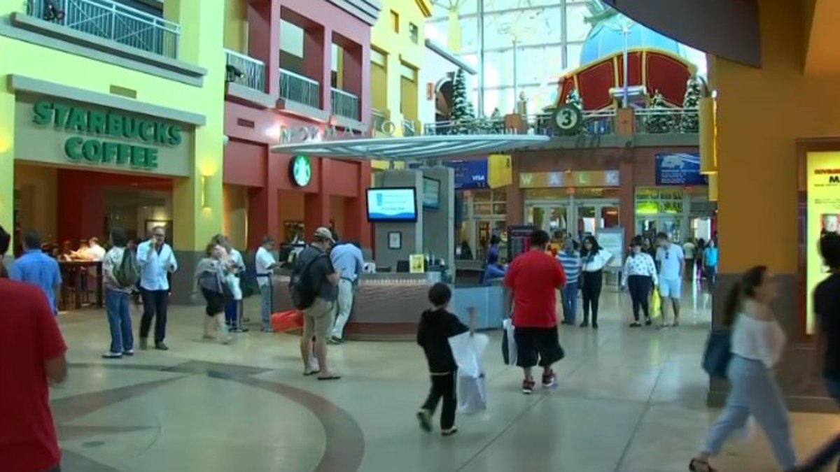 Man accused of drugging and raping 11-year-old girl in Dolphin Mall family restroom: Police - Vimarsana News