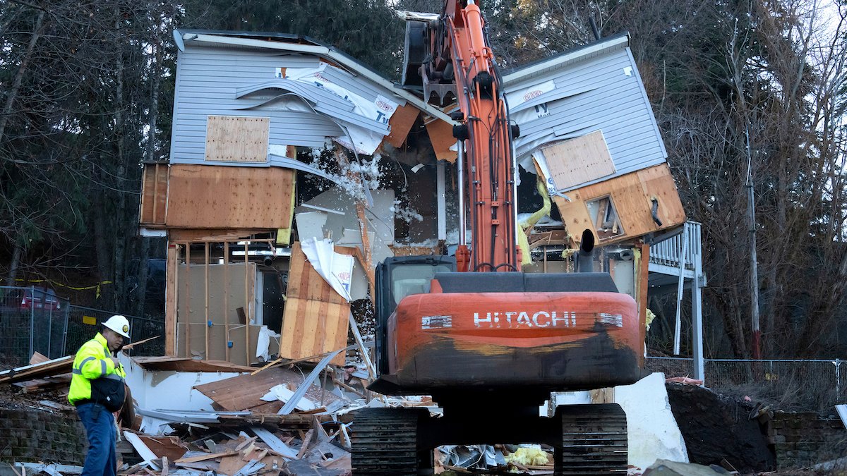 University of Idaho murders: House where 4 students were killed demolished – NBC 6 South Florida - Vimarsana News