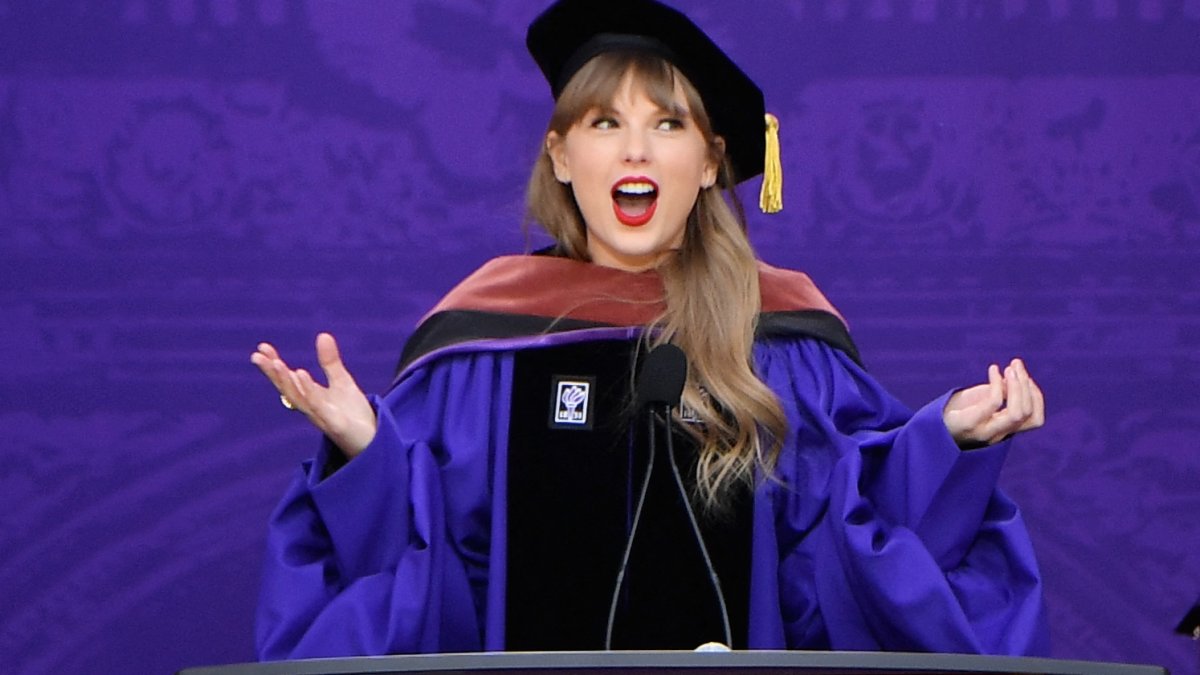 Faculty courses about Taylor Swift are popping up. Professors describe why