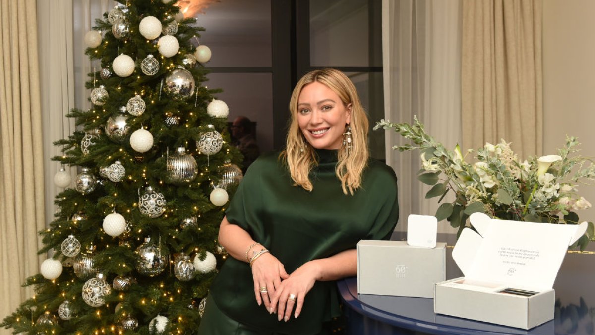 Hilary Duff is pregnant with little one No. 4! See her vacation card announcement