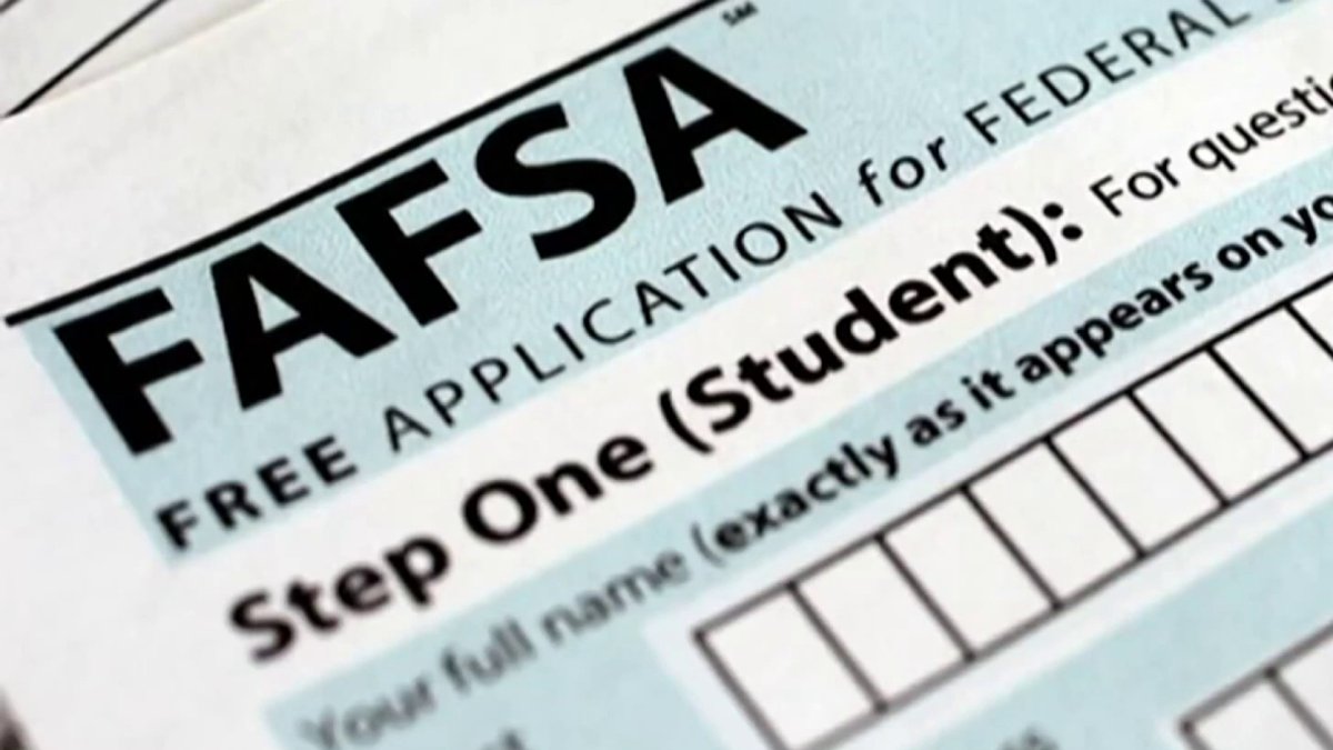 This year's FAFSA form has changed. Here's what students and parents need to know - Vimarsana News